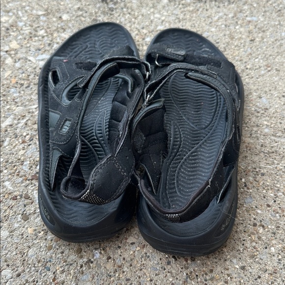 Men’s black Columbia sandals size 11 - Picture 4 of 5